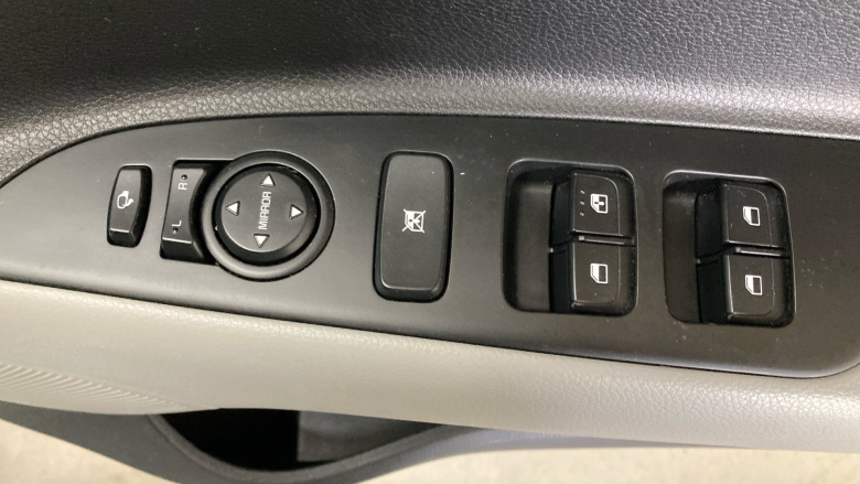 Kia Stonic 1.0T GDi 48V Connect 5dr DCT Petrol Estate